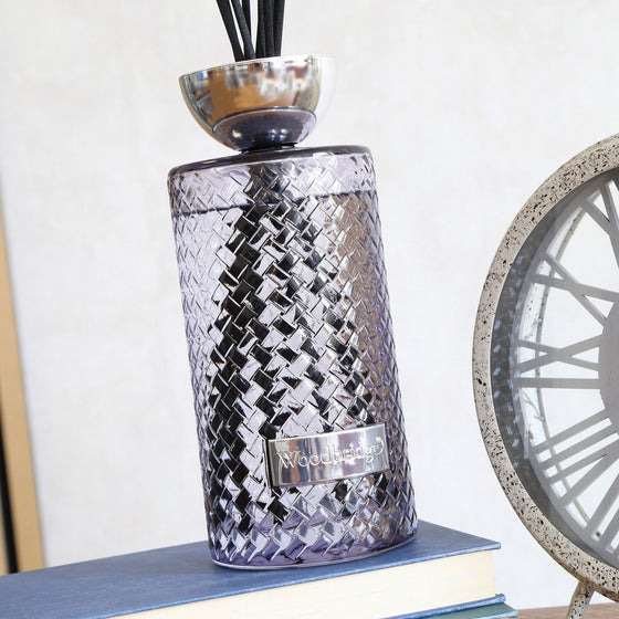 Woodbridge Diamond 1000ml reed diffuser styled on books