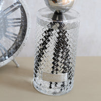 Woodbridge Pure Linen 1000ml reed diffuser styled in a room